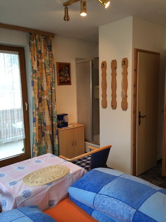 Bed and Breakfast Haus Scholl Nassereith Zimmer foto
